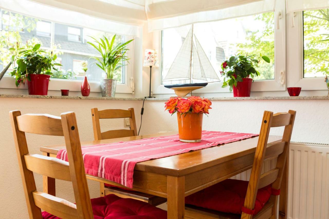 Ferienwohnung Mittendrin Bergisch Gladbach Buitenkant foto